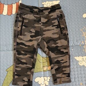 GAP Kids Camo Joggers - Black and Brown